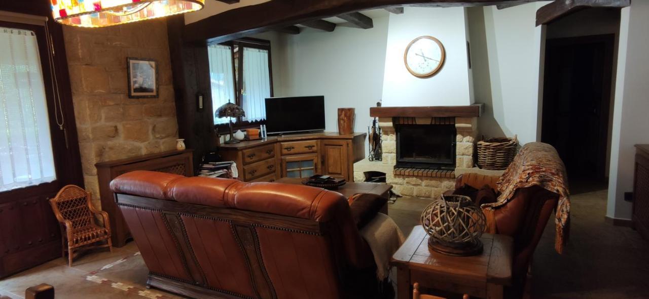 Villa Dolaretxe By Urdaibai Rentals Bilbao Bagian luar foto