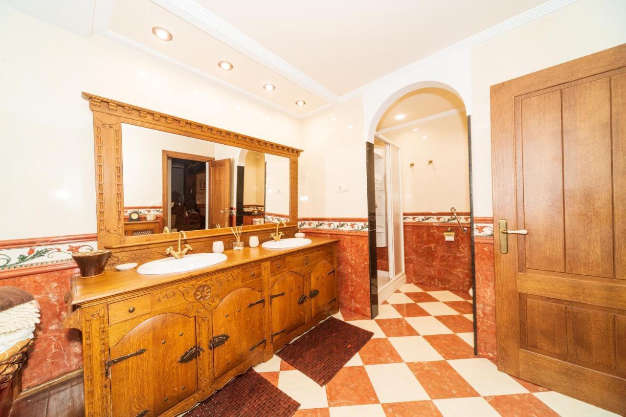 Villa Dolaretxe By Urdaibai Rentals Bilbao Bagian luar foto